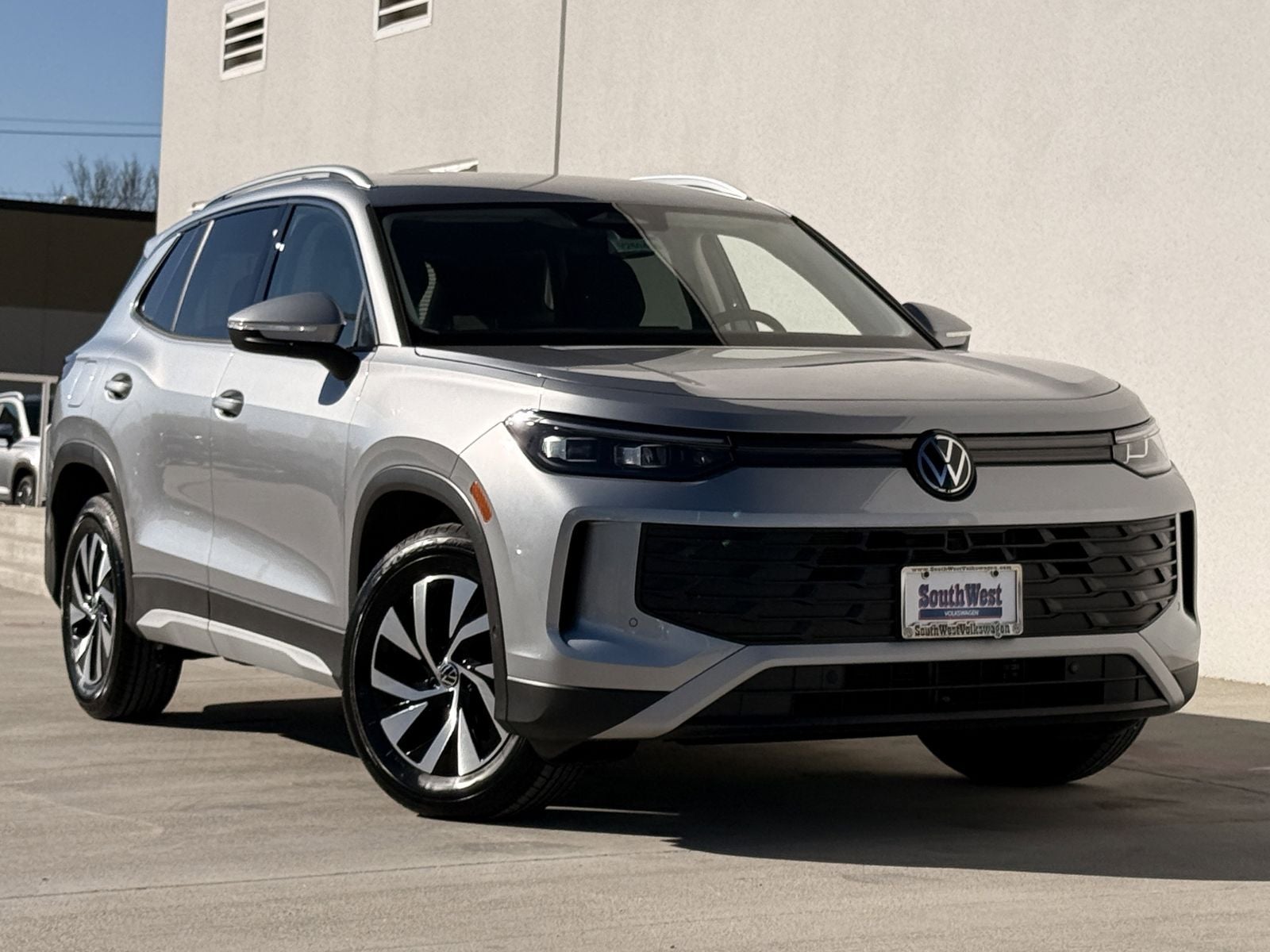 2025 Volkswagen Tiguan 2.0T S