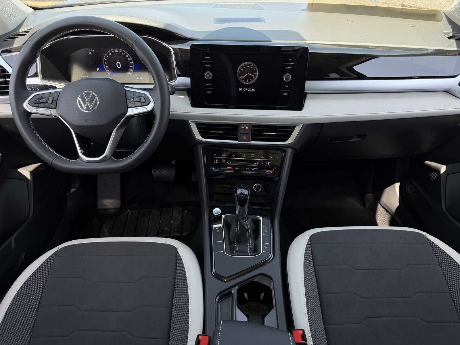 2026 Volkswagen Taos 1.5T SE