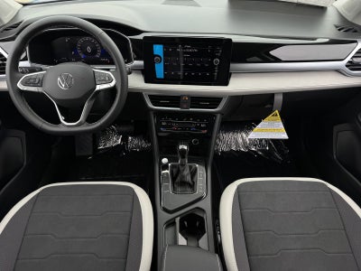 2026 Volkswagen Taos 1.5T SE