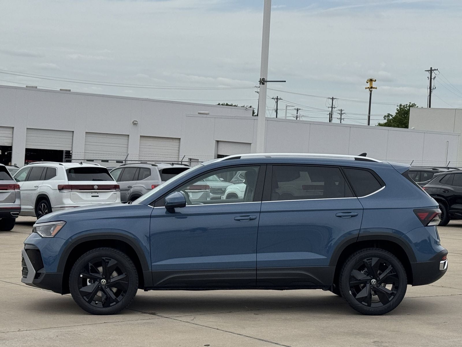 2026 Volkswagen Taos 1.5T SE
