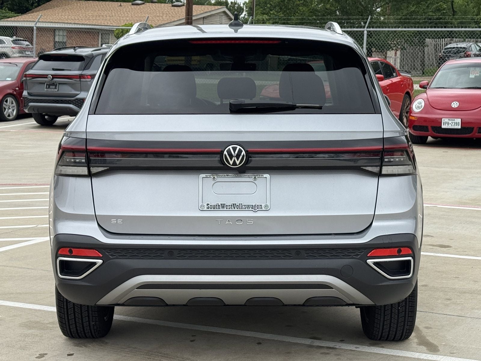 2025 Volkswagen Taos 1.5T SE