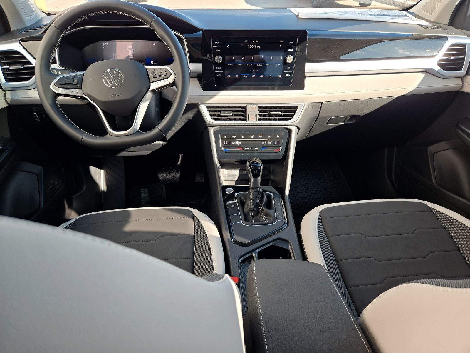 2026 Volkswagen Taos 1.5T SE