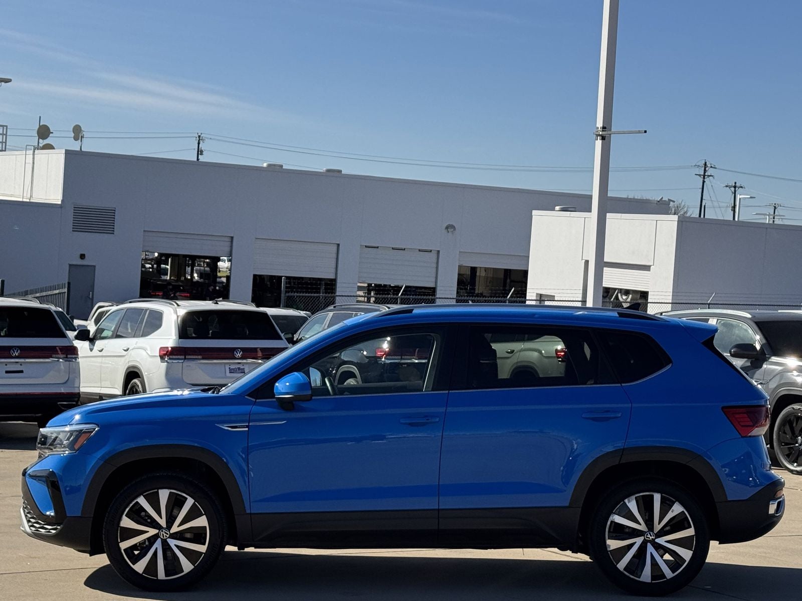2024 Volkswagen Taos 1.5T SE