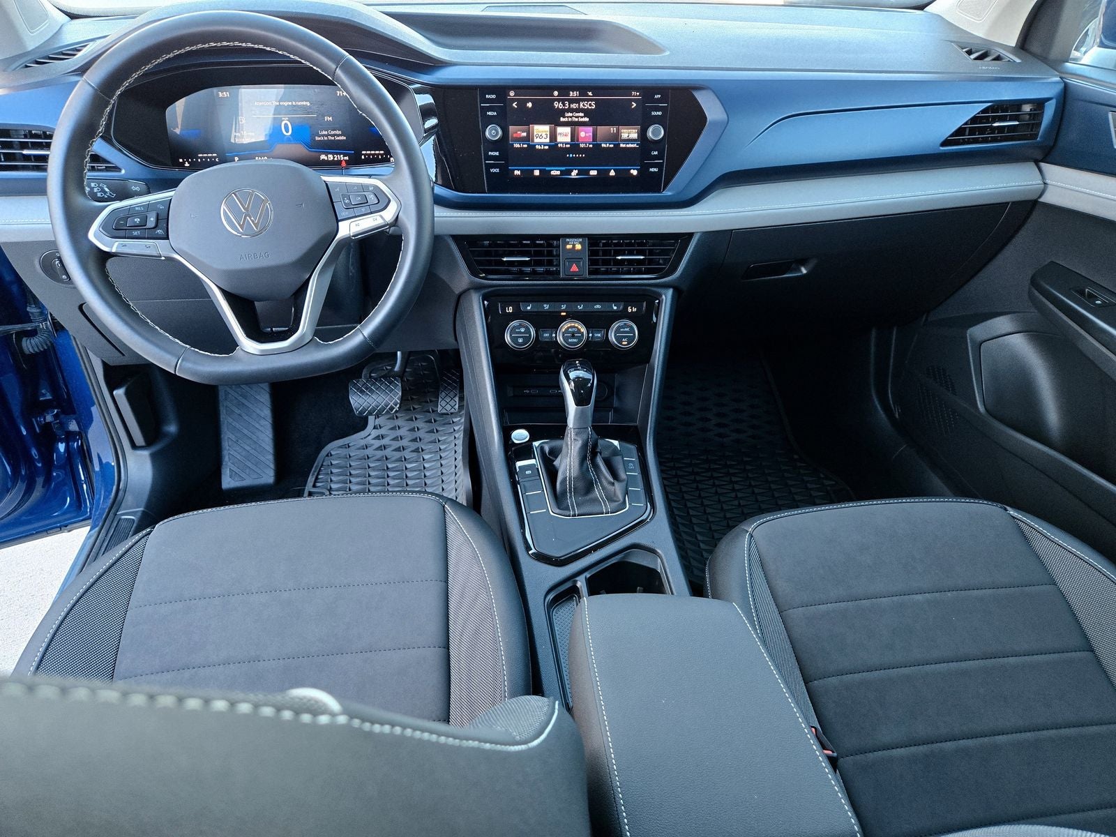 2024 Volkswagen Taos 1.5T SE