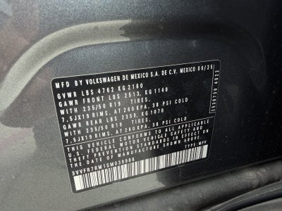 2025 Volkswagen Tiguan 2.0T SE