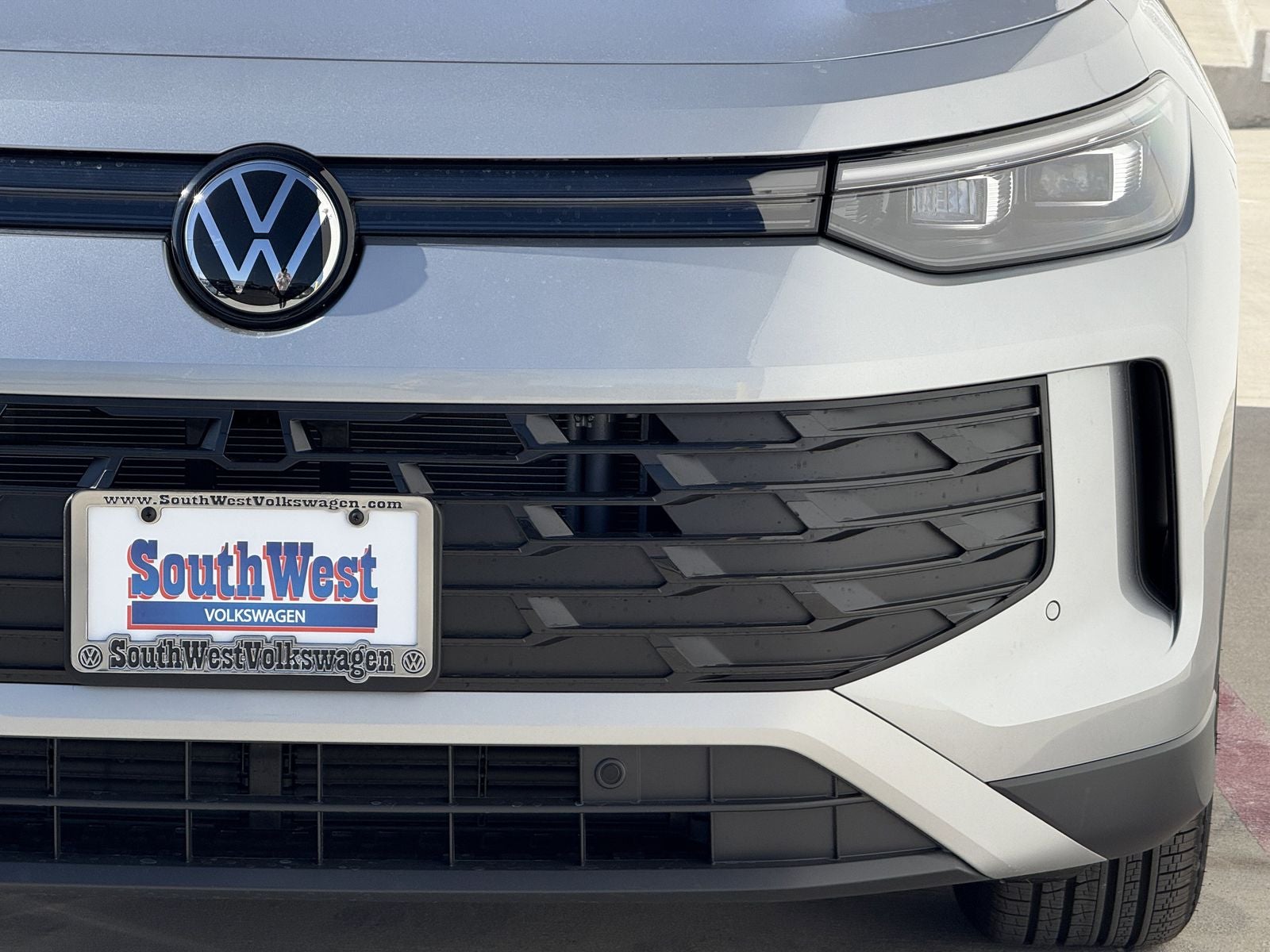 2026 Volkswagen Tiguan 2.0T SE