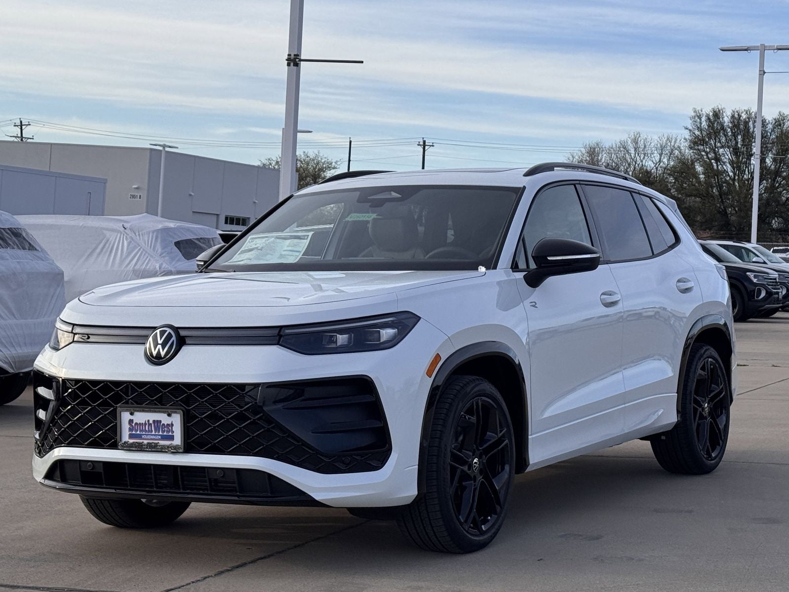 2026 Volkswagen Tiguan 2.0T SE R-Line Black