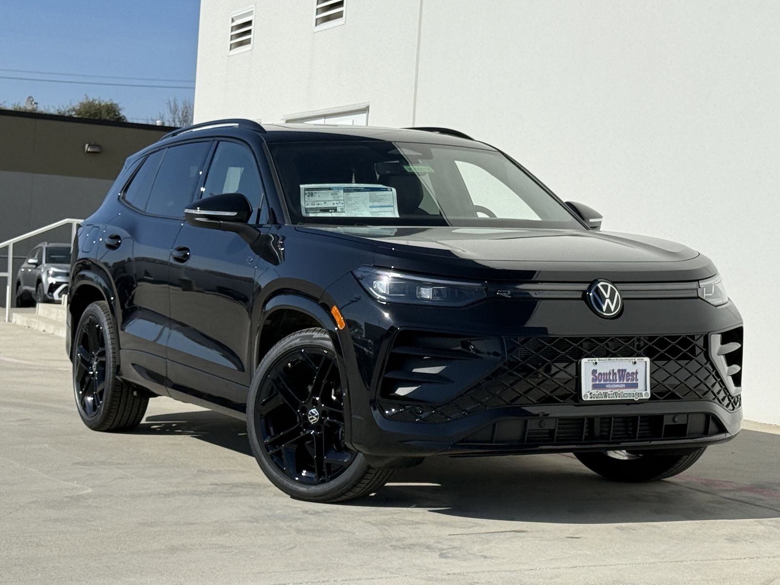 2026 Volkswagen Tiguan 2.0T SE R-Line Black