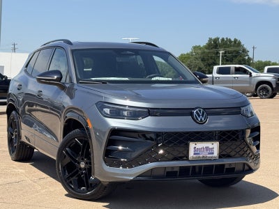 2026 Volkswagen Tiguan 2.0T SE R-Line Black