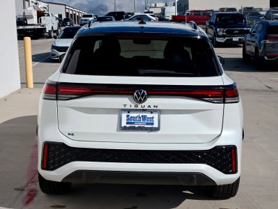 2026 Volkswagen Tiguan 2.0T SE R-Line Black