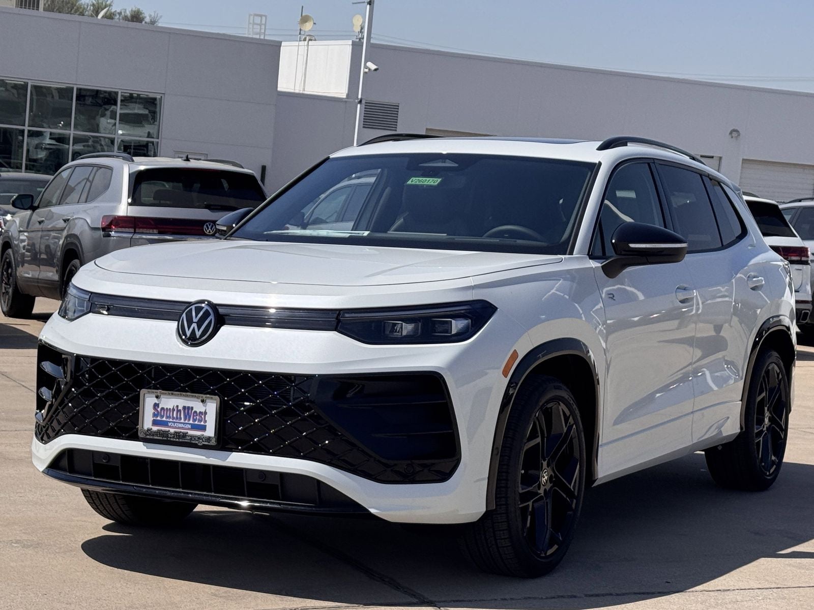 2026 Volkswagen Tiguan 2.0T SE R-Line Black