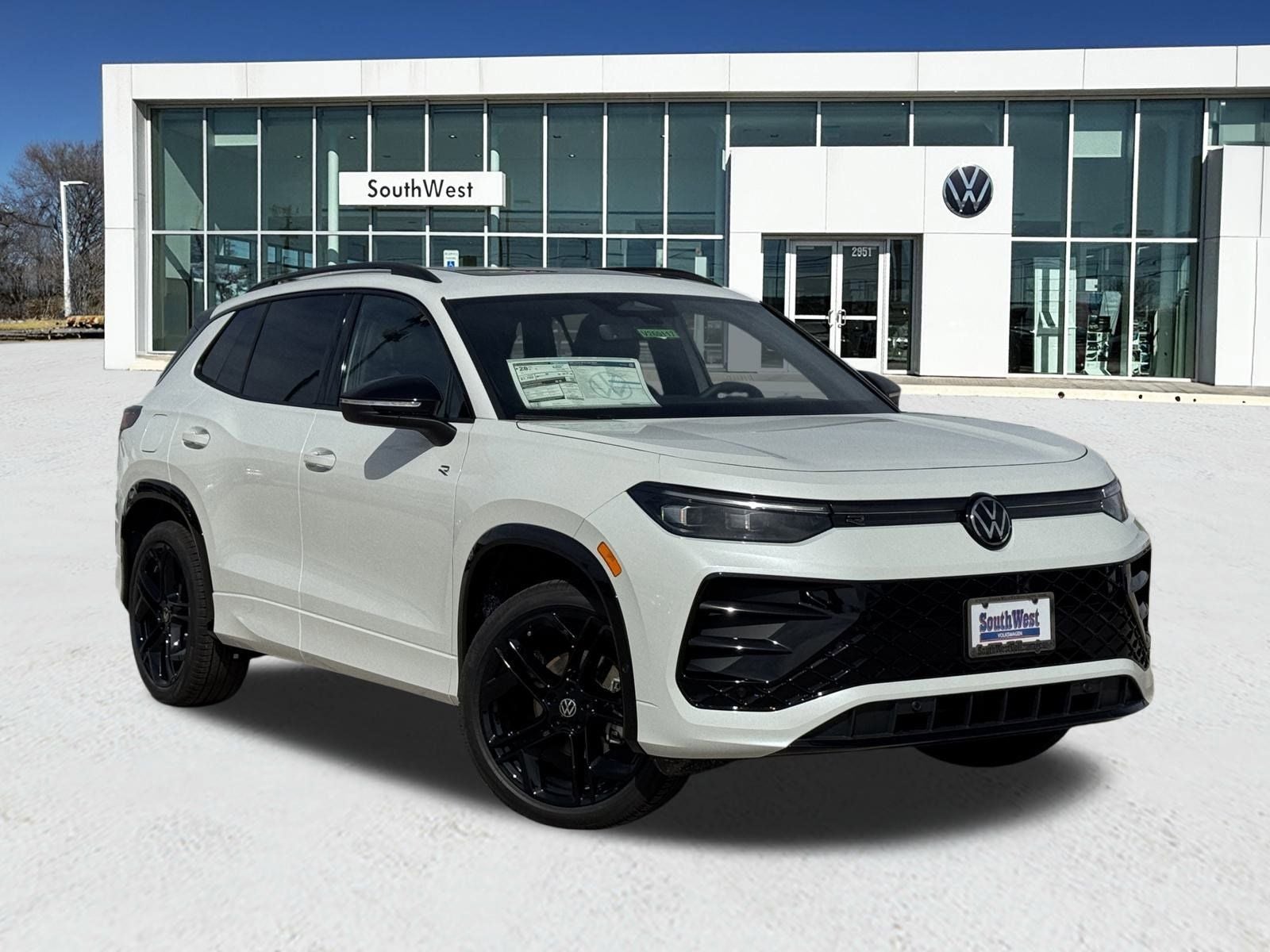 2026 Volkswagen Tiguan 2.0T SE R-Line Black