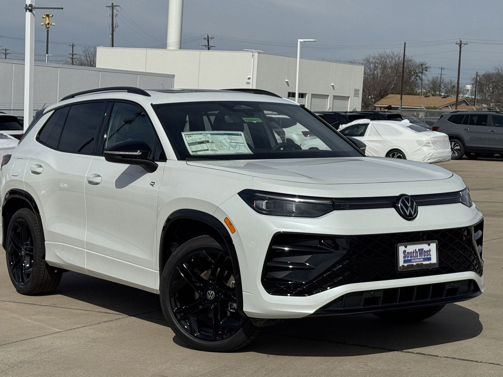 2026 Volkswagen Tiguan 2.0T SE R-Line Black