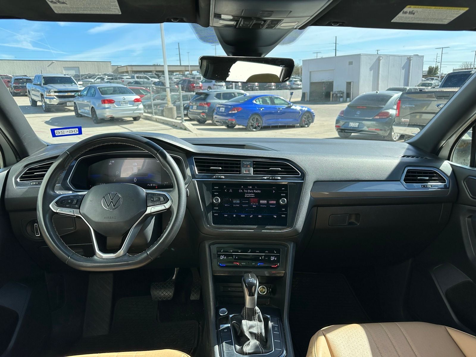 2023 Volkswagen Tiguan 2.0T SE