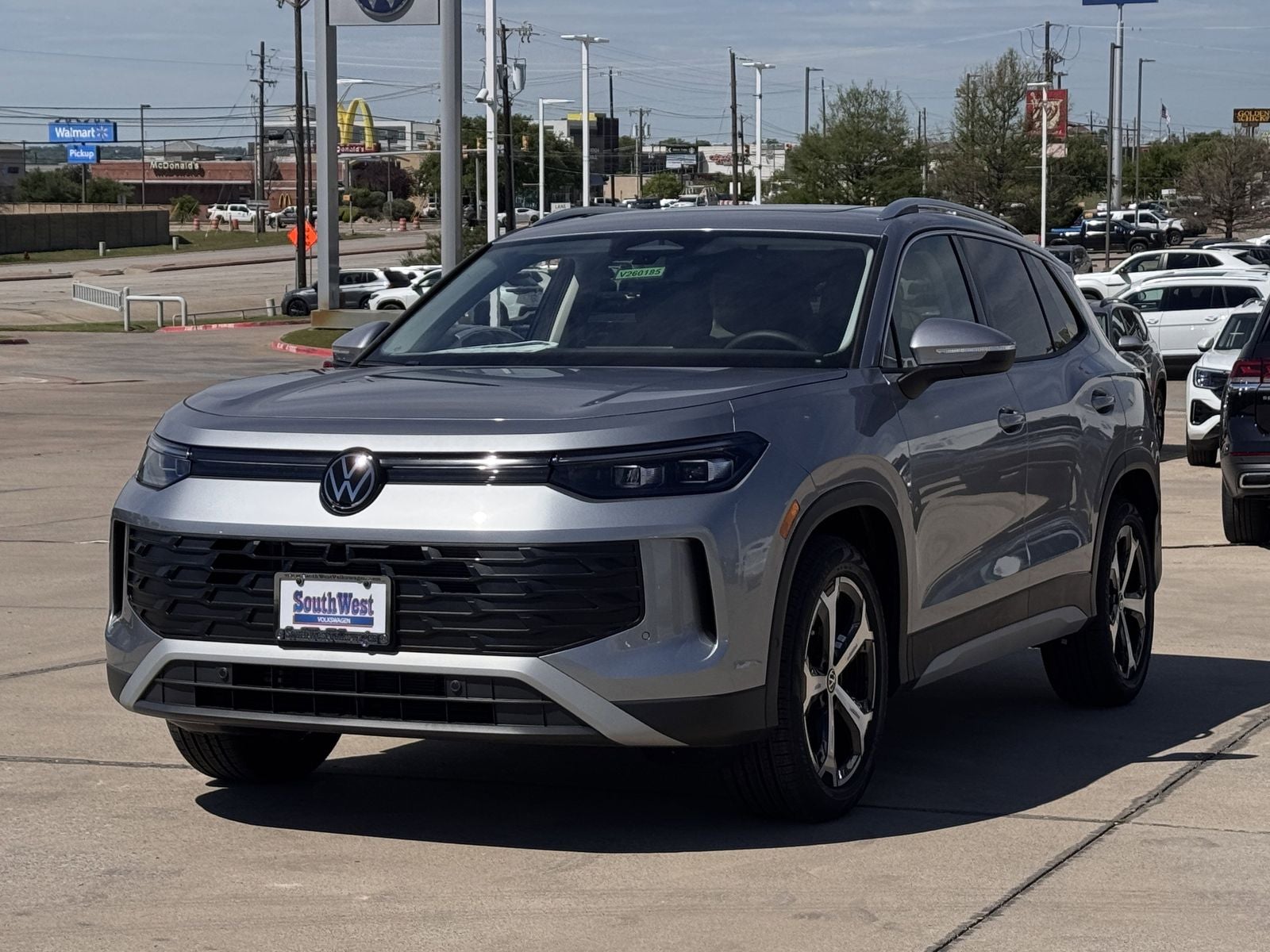 2026 Volkswagen Tiguan 2.0T SE