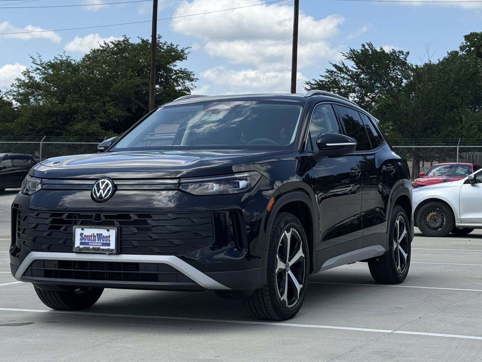 2026 Volkswagen Tiguan 2.0T SE