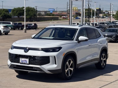 2026 Volkswagen Tiguan 2.0T SE