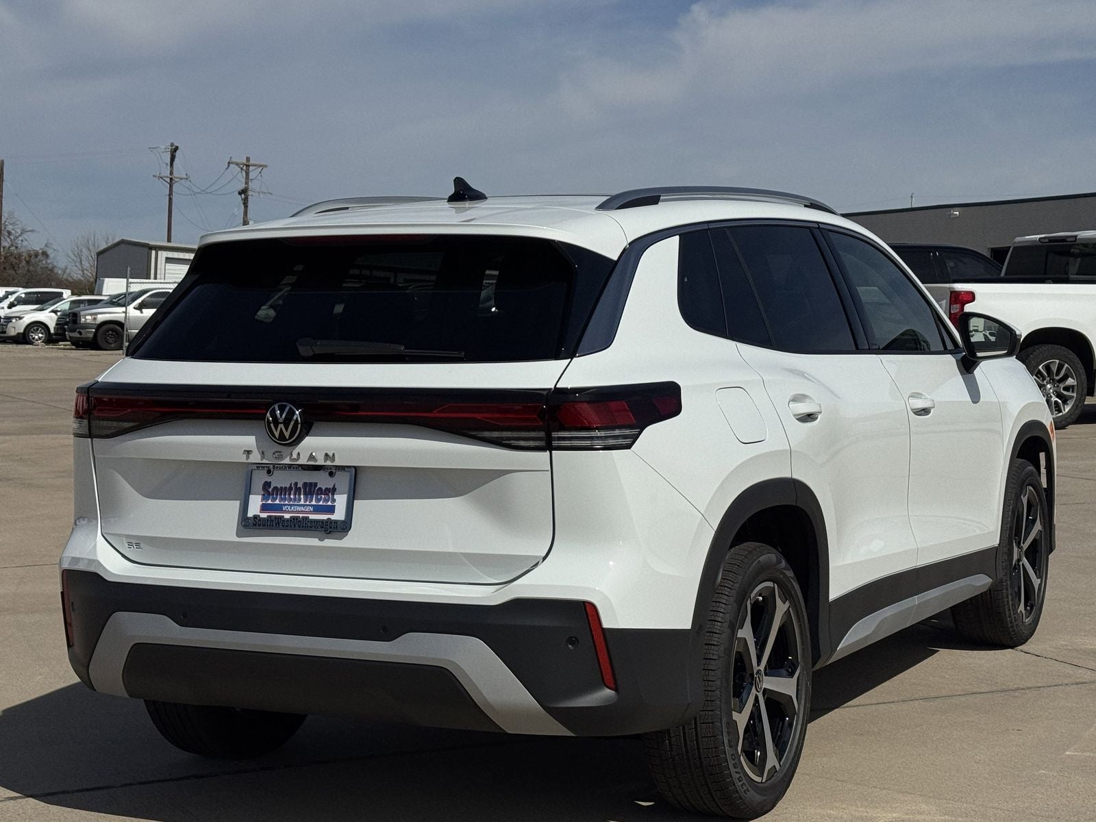 2026 Volkswagen Tiguan 2.0T SE