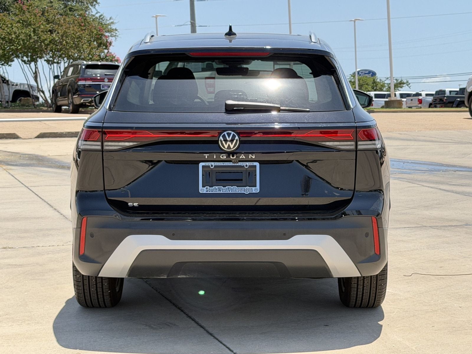 2026 Volkswagen Tiguan 2.0T SE