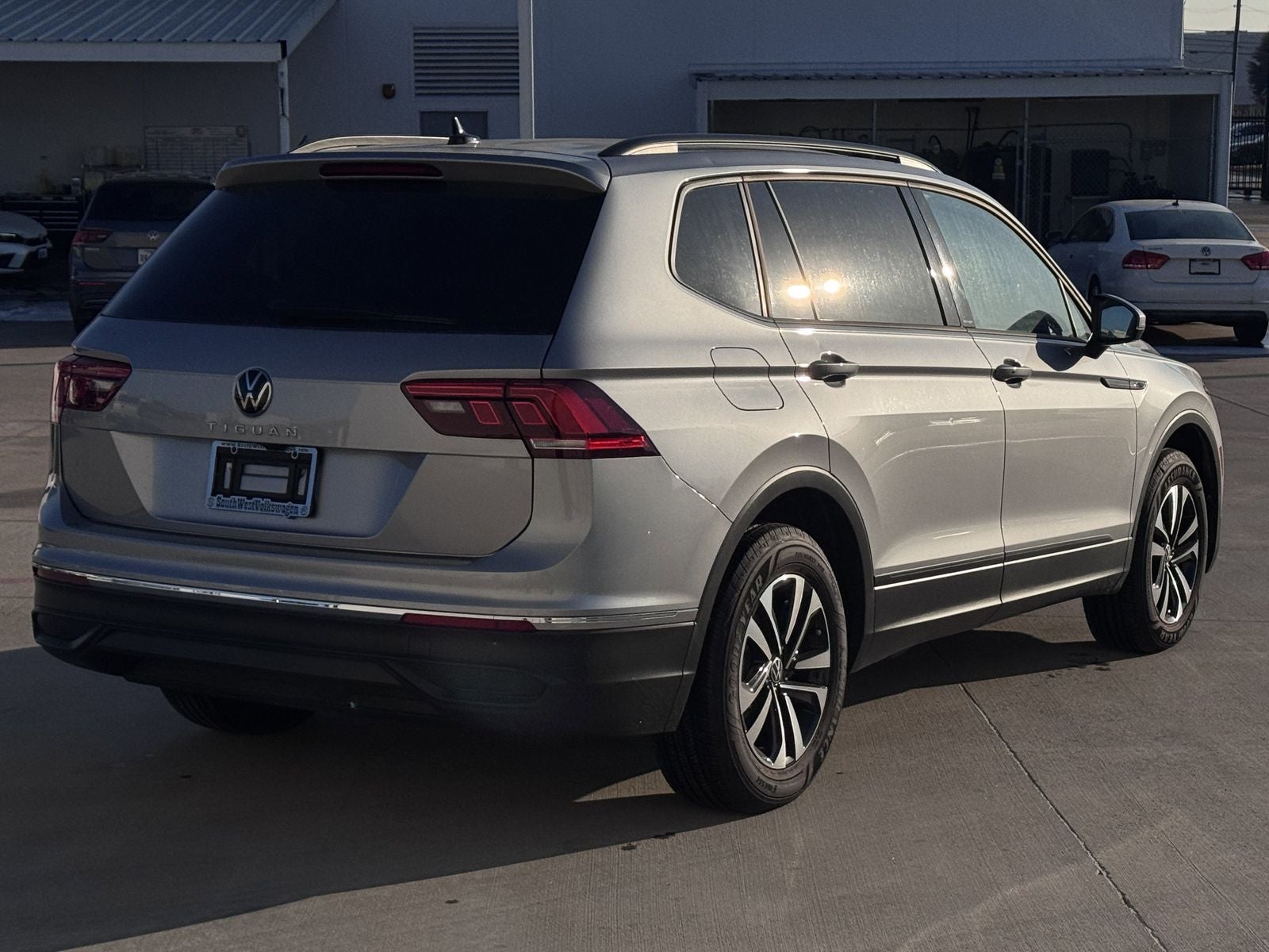 2024 Volkswagen Tiguan 2.0T S