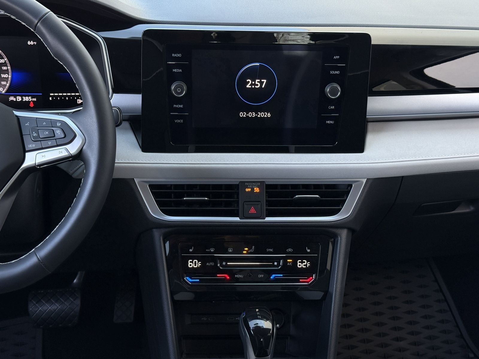 2025 Volkswagen Taos 1.5T SE