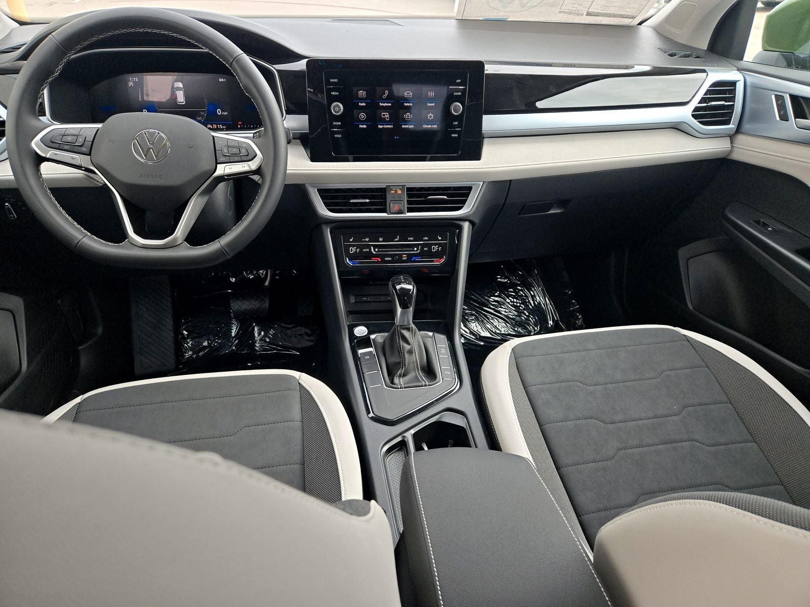 2026 Volkswagen Taos 1.5T SE