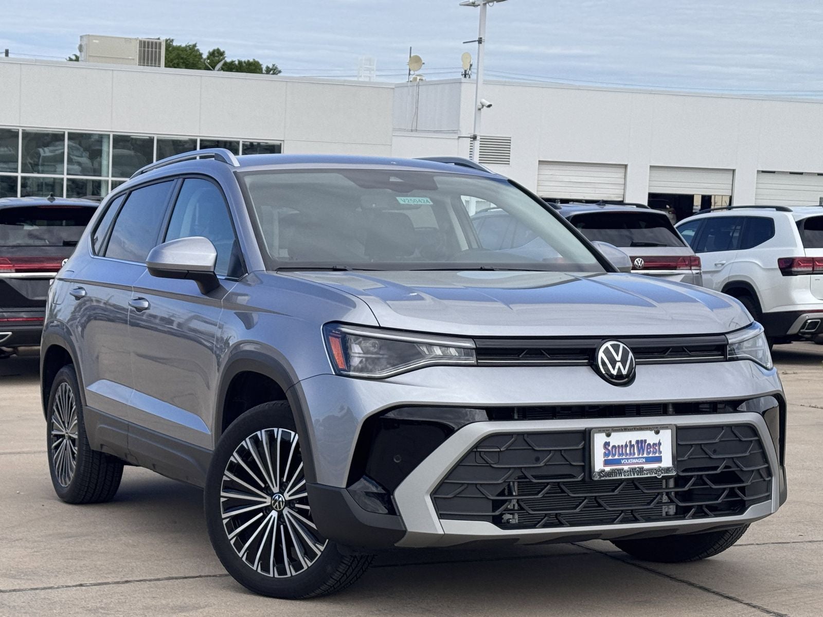 2025 Volkswagen Taos 1.5T SE