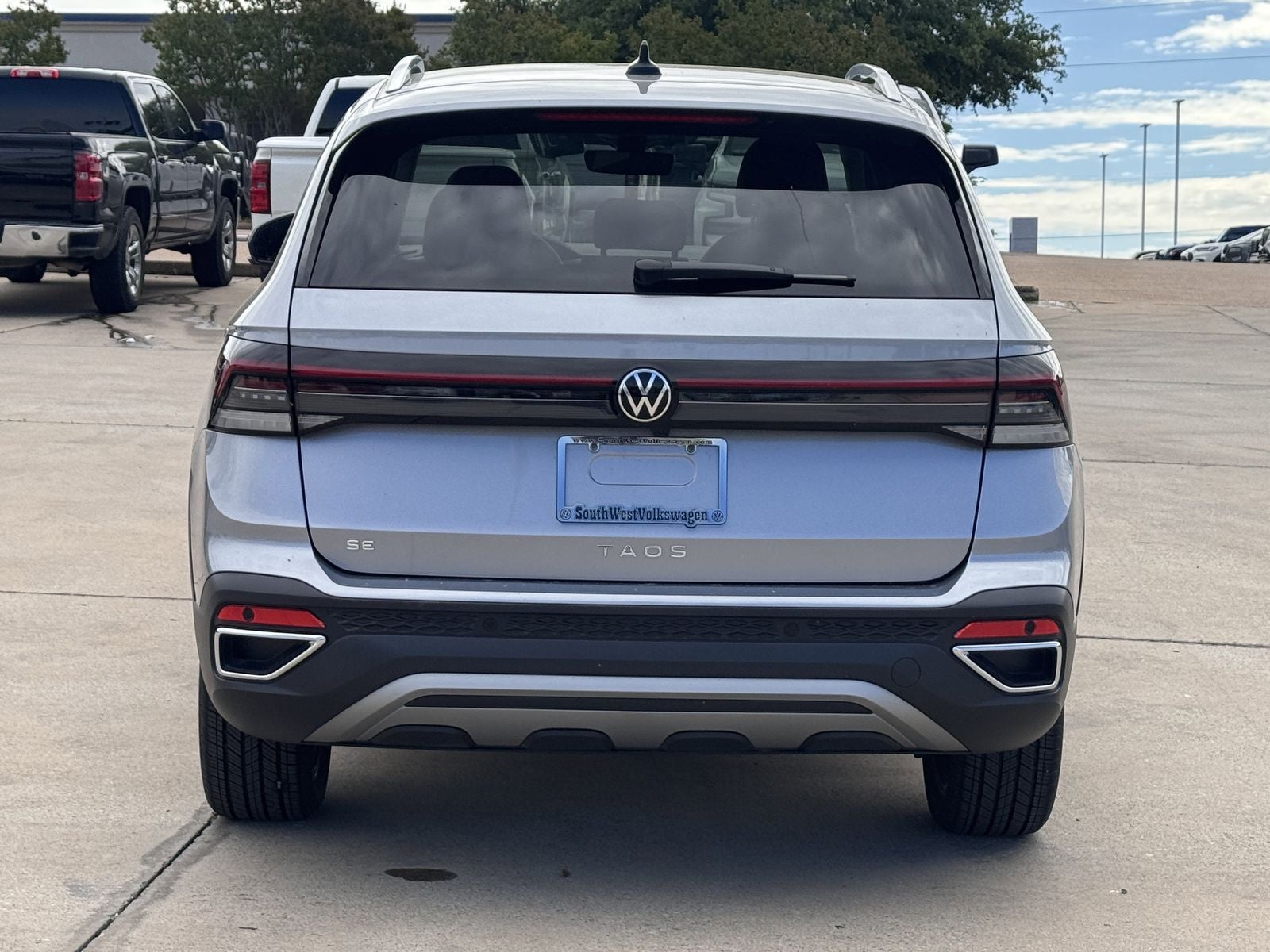 2025 Volkswagen Taos 1.5T SE