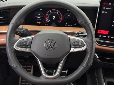 2026 Volkswagen Tiguan 2.0T SEL R-Line