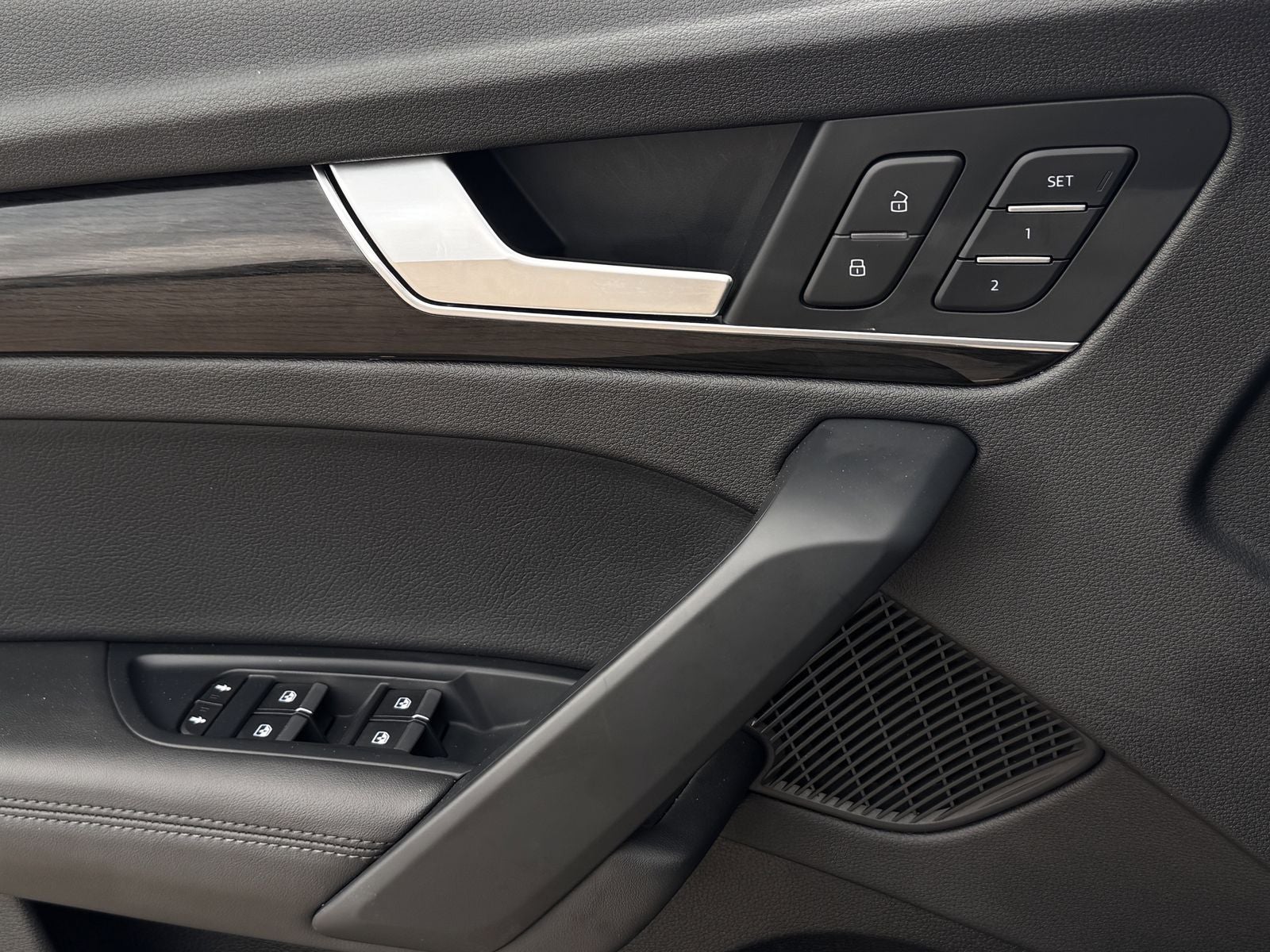 2020 Audi Q5 45 Premium Plus quattro