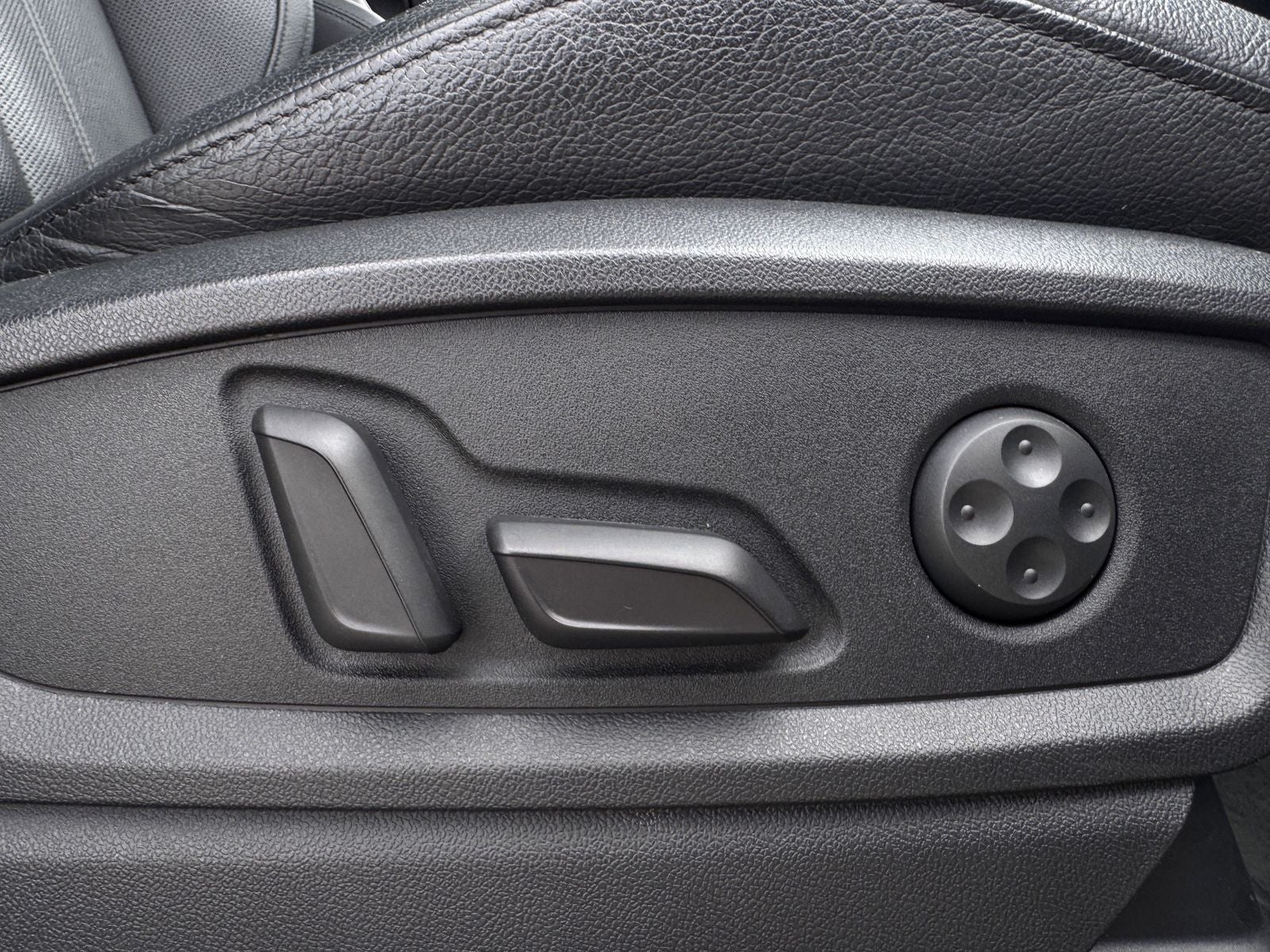 2020 Audi Q5 45 Premium Plus quattro