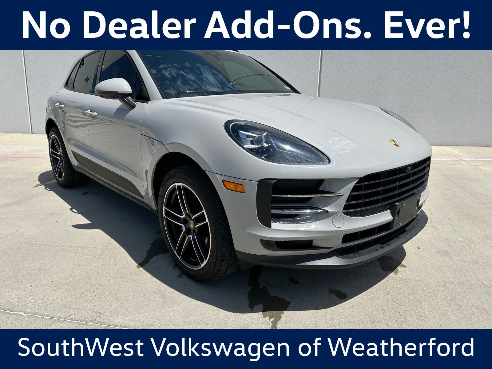2021 Porsche Macan -'s photo