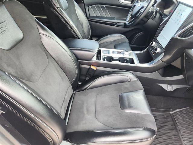 2022 Ford Edge ST