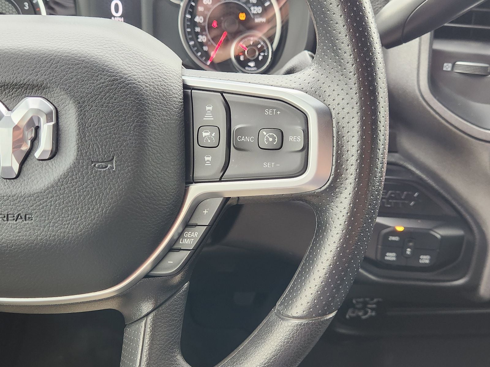 2025 RAM Ram 2500 Tradesman Crew Cab 4x4 6'4' Box
