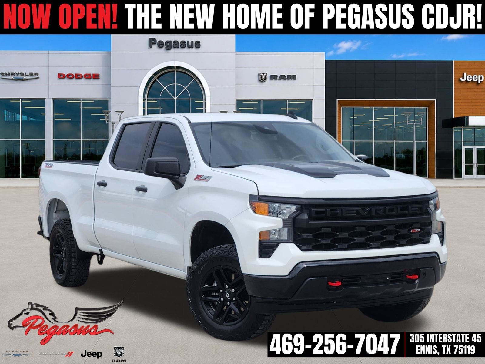 2023 Chevrolet Silverado 1500 4WD Crew Cab Standard Bed Custom Trail Boss