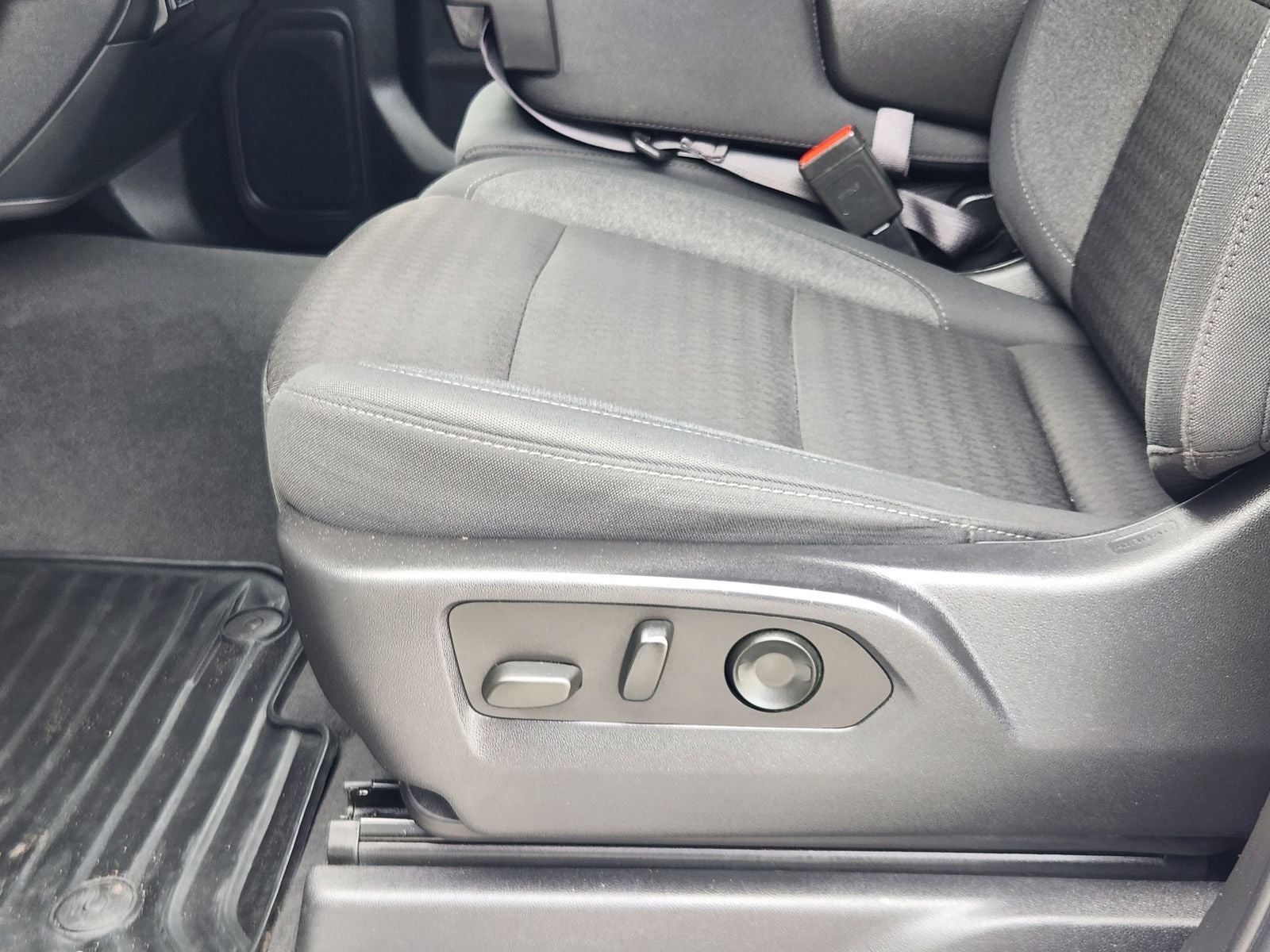 2023 Chevrolet Silverado 1500 4WD Crew Cab Standard Bed Custom Trail Boss