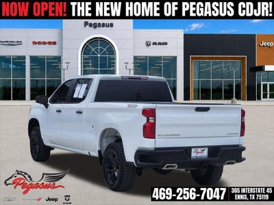 2023 Chevrolet Silverado 1500 4WD Crew Cab Standard Bed Custom Trail Boss