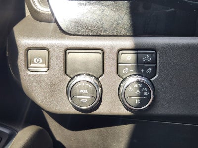 2024 GMC Sierra 1500 2WD Crew Cab Short Box SLT