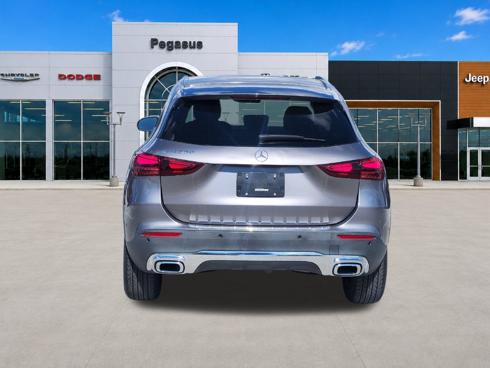 2025 Mercedes-Benz GLA 250 4MATIC®