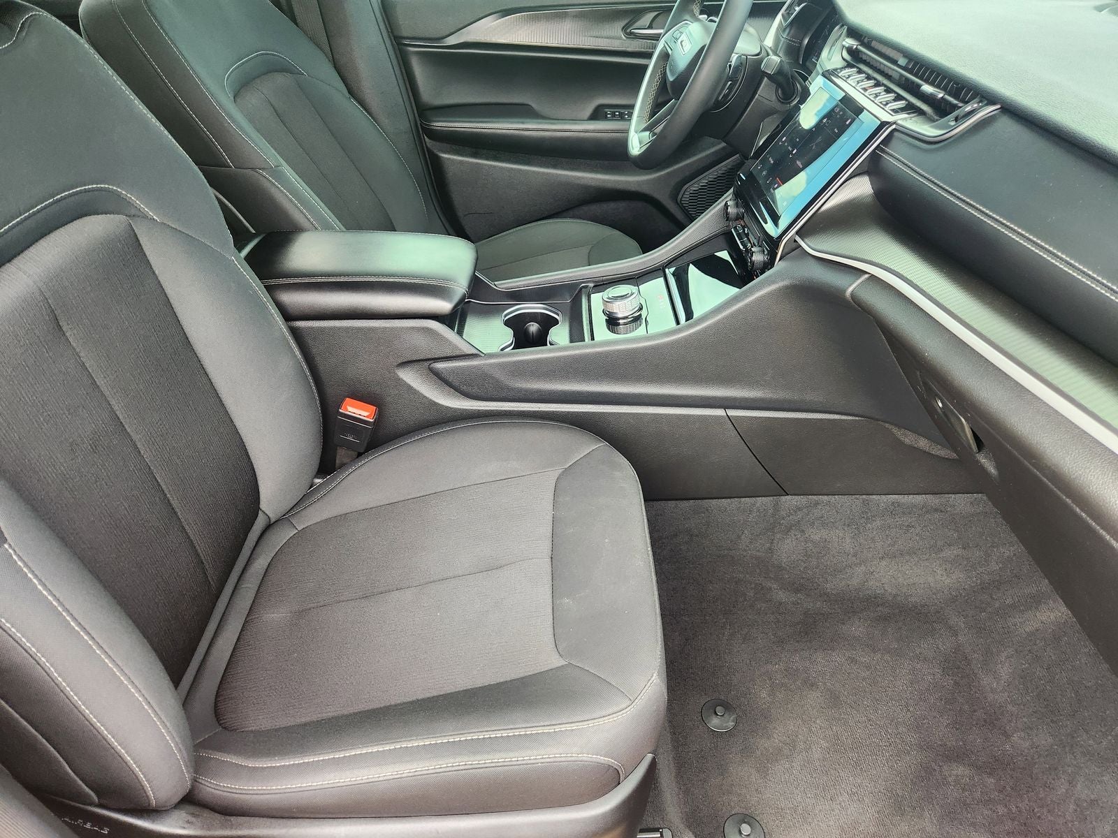 2025 Jeep Grand Cherokee Laredo X 4x2