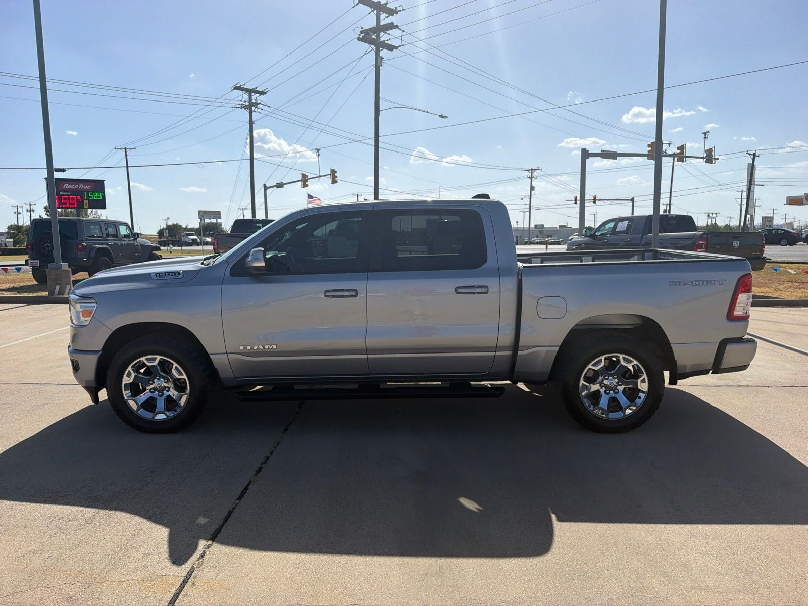 2022 RAM Ram 1500 Lone Star Crew Cab 4x4 5'7' Box