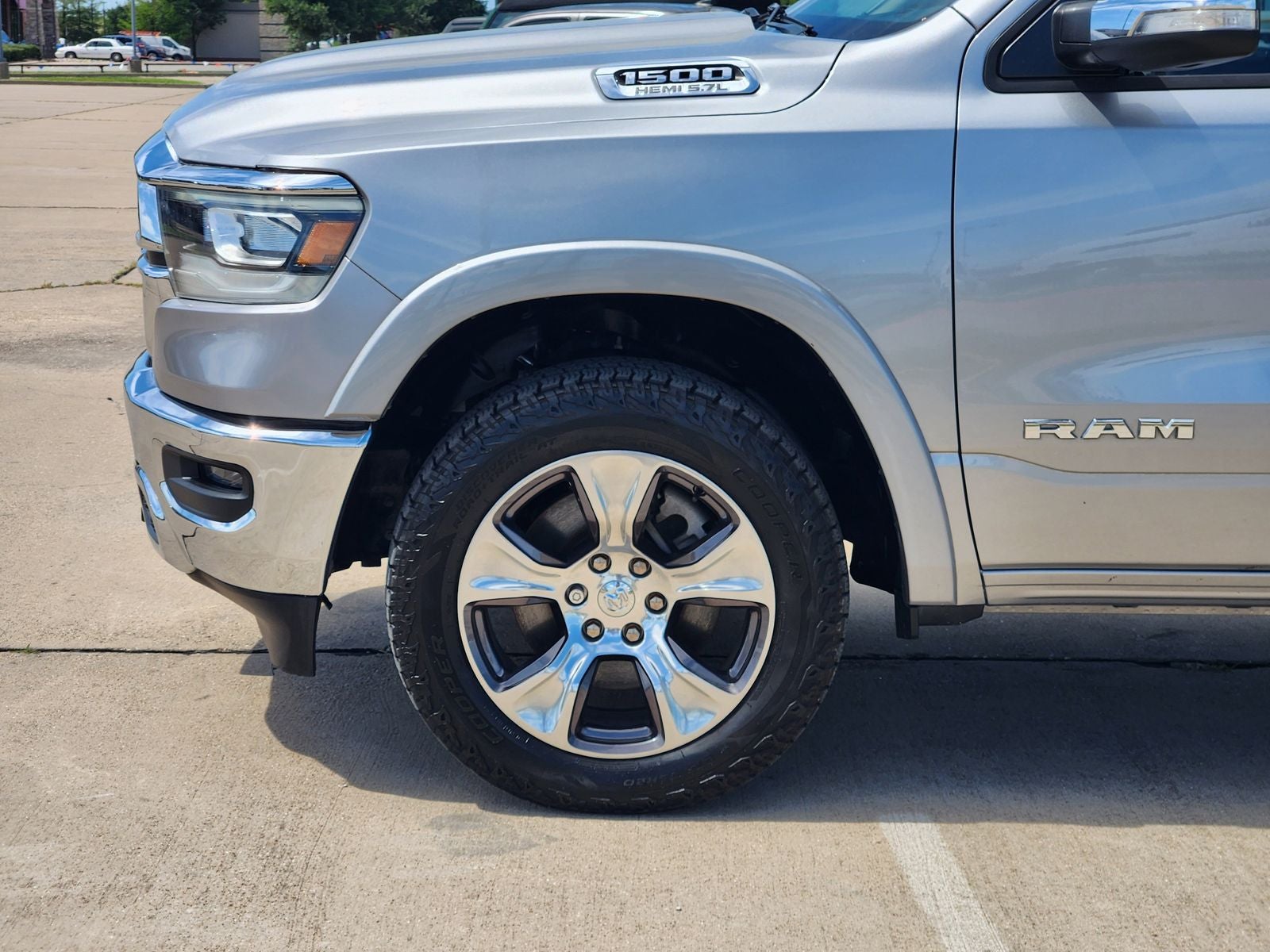 2022 RAM Ram 1500 Laramie Crew Cab 4x4 5'7' Box