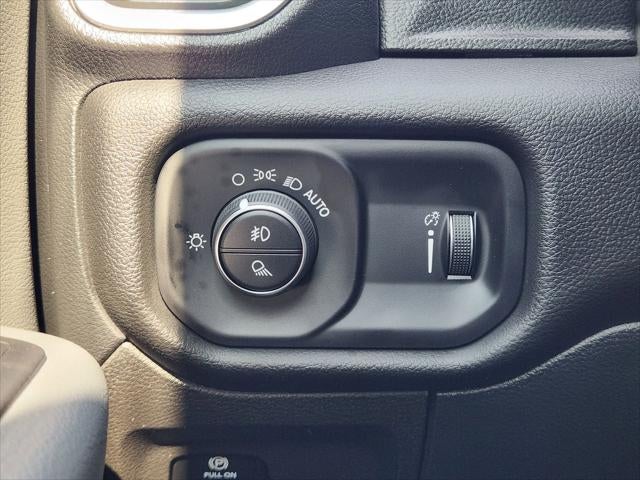 2023 RAM Ram 1500 Big Horn Crew Cab 4x4 6'4' Box