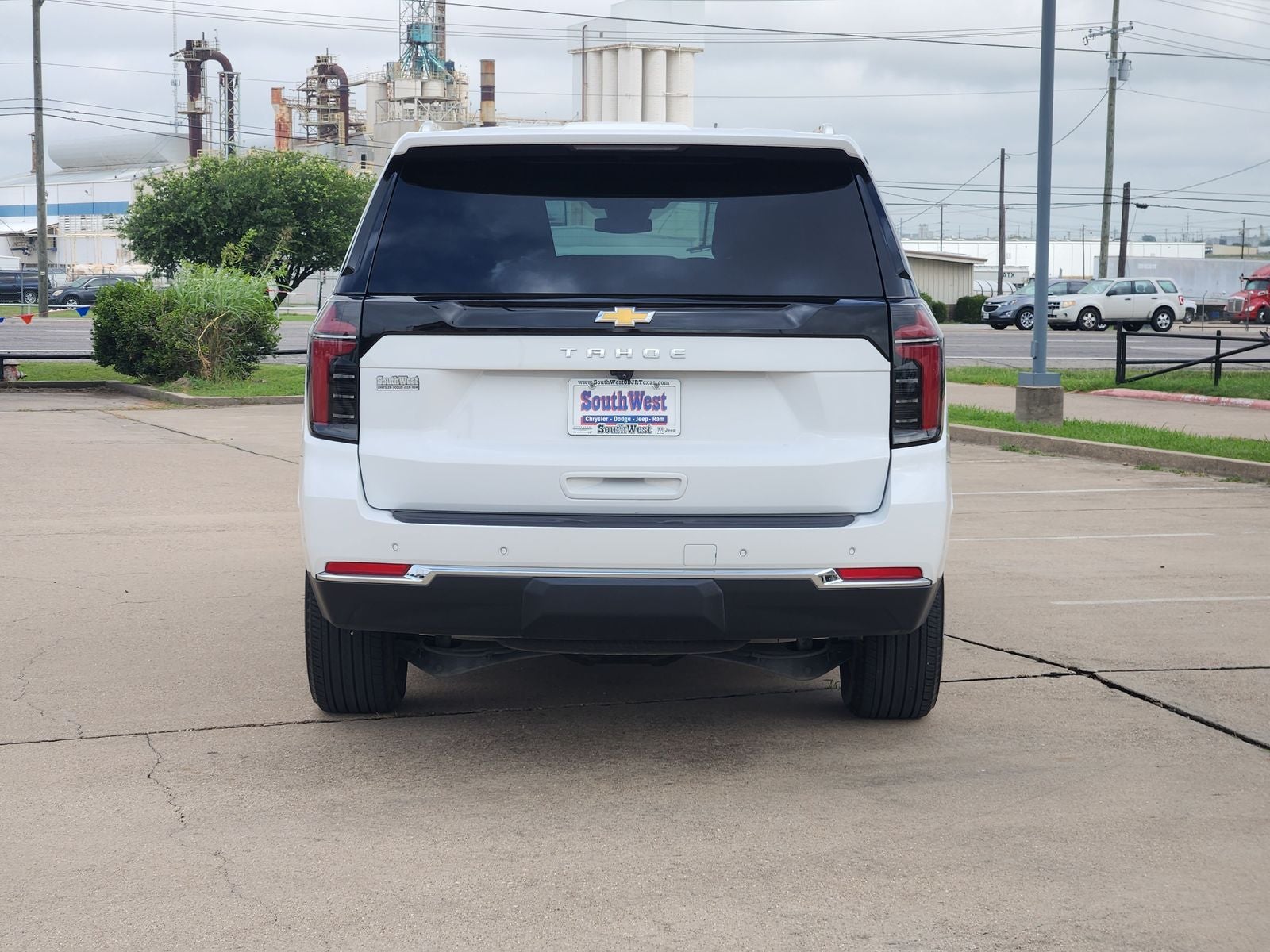 2025 Chevrolet Tahoe 2WD LS