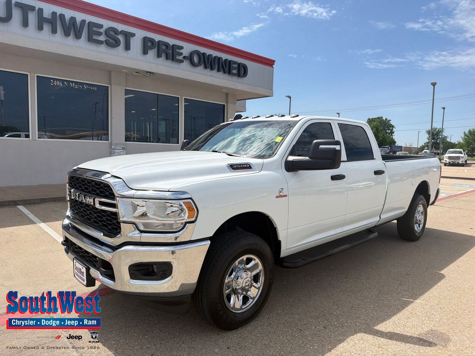 2023 RAM Ram 3500 Tradesman Crew Cab 4x4 8' Box