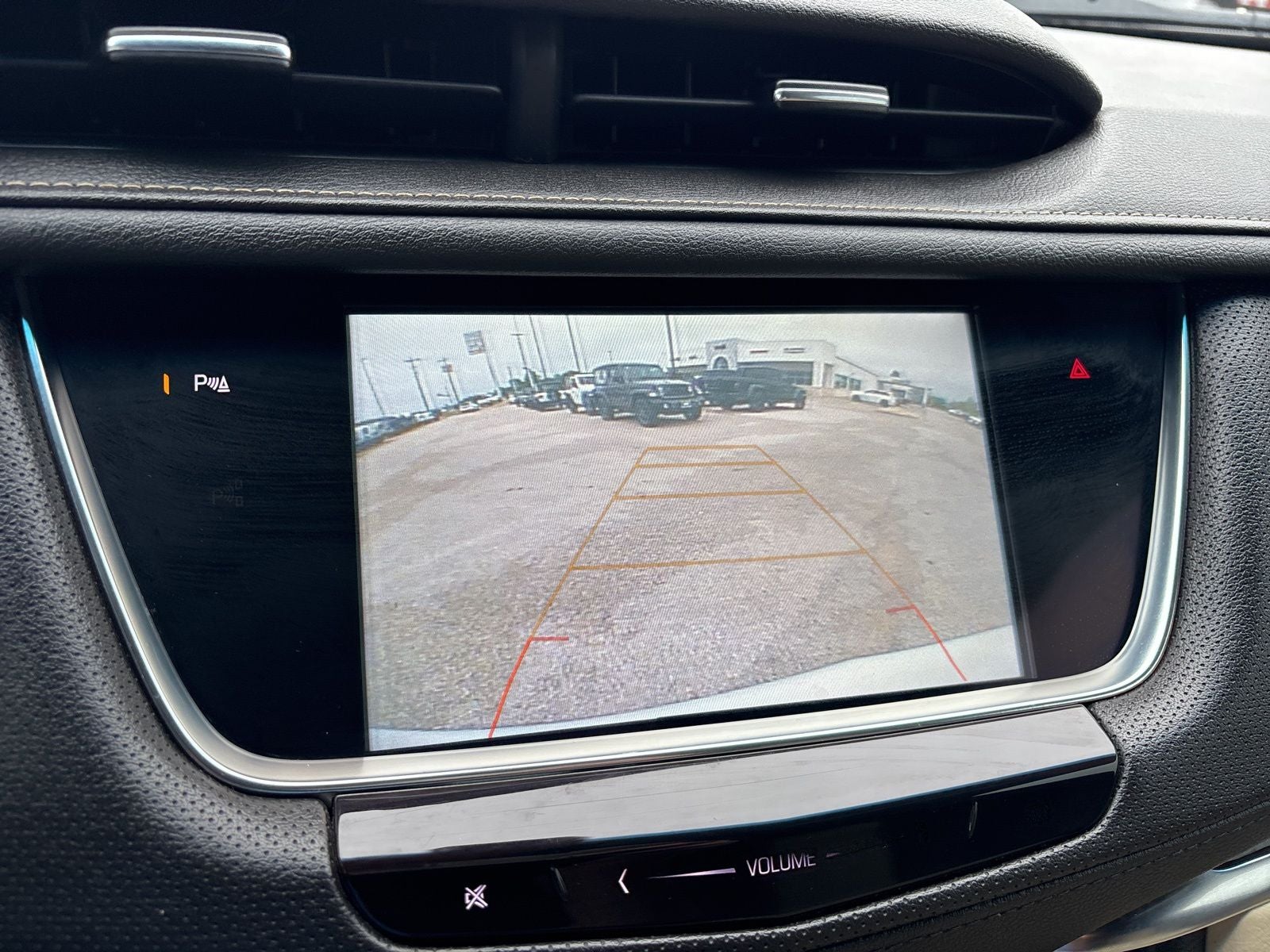 2018 Cadillac XT5 Standard