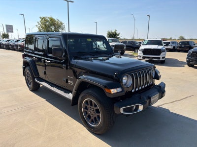 2023 Jeep Wrangler 4-Door Sahara 4x4