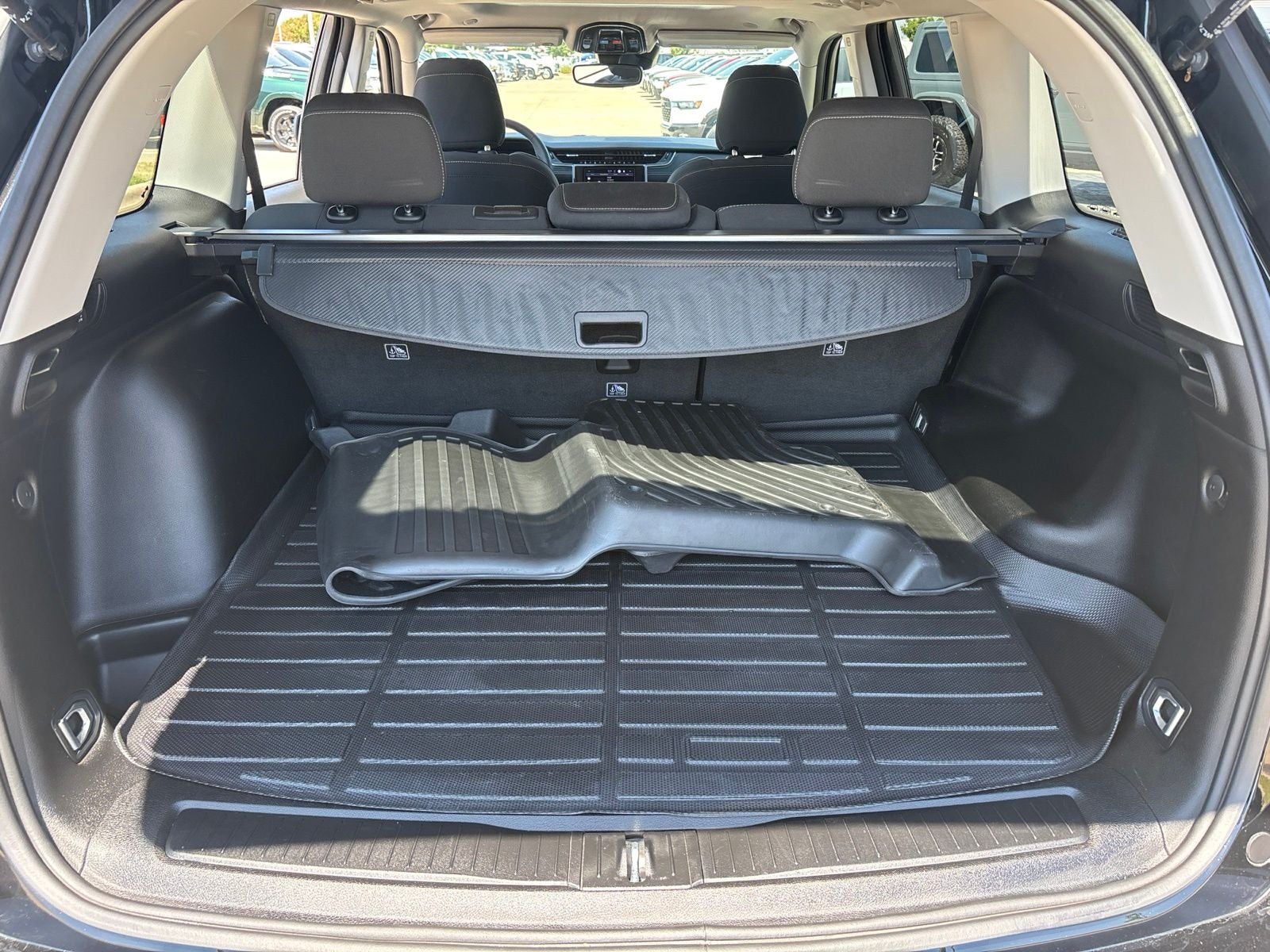 2023 Jeep Grand Cherokee Laredo X 4x4