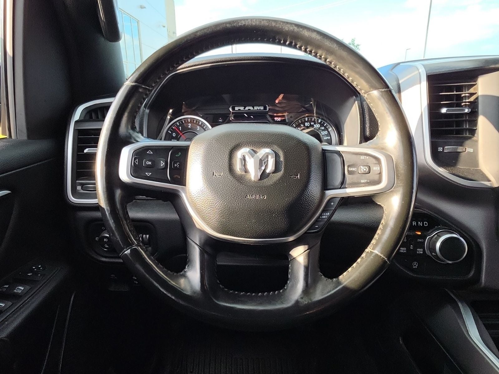 2022 RAM Ram 1500 Lone Star Quad Cab 4x4 6'4' Box