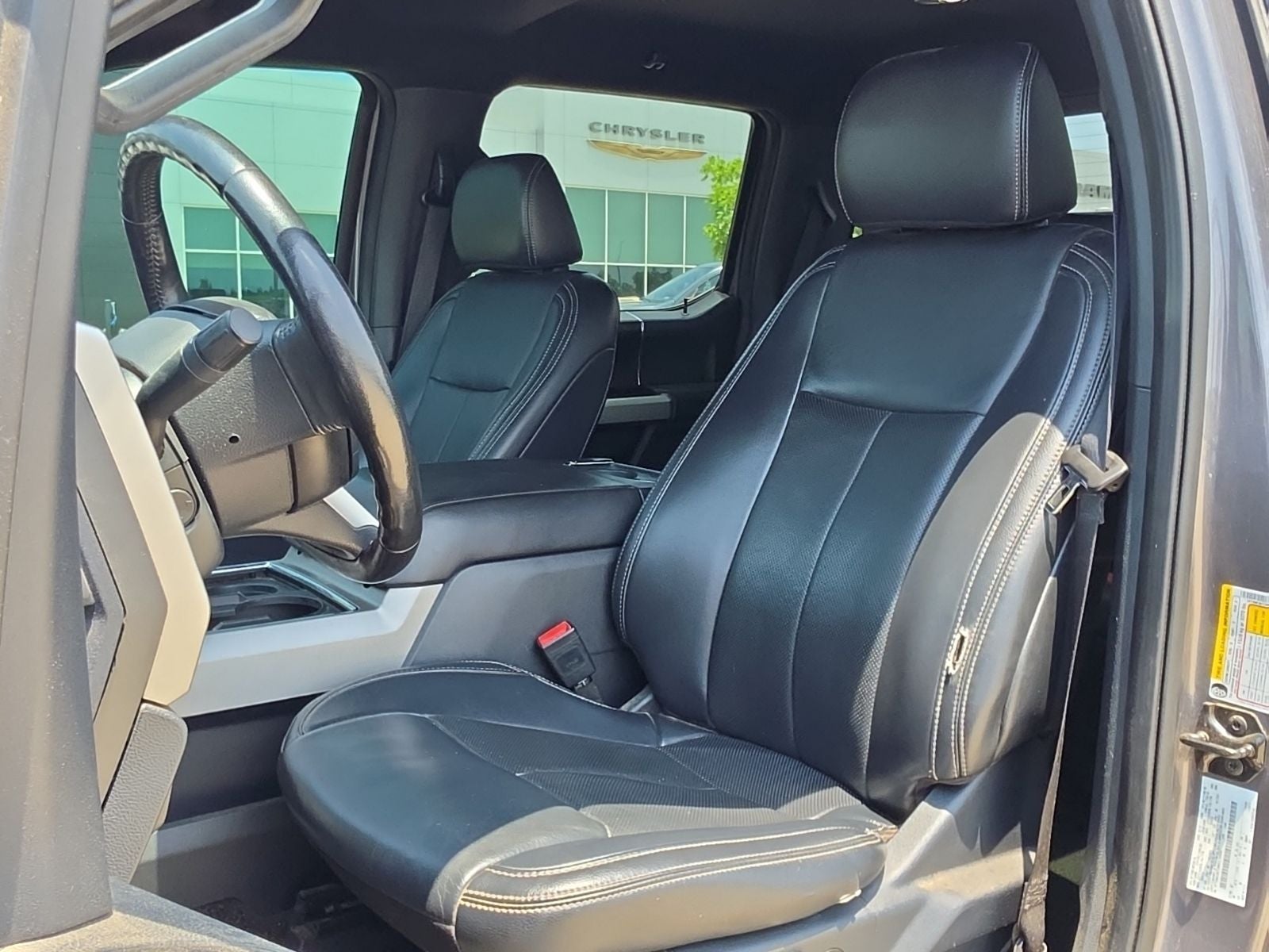 2022 Ford F-350 LARIAT
